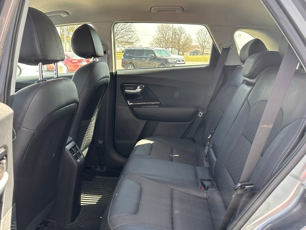 Used 2018 Kia Niro EX image 14
