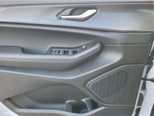 New 2025 Jeep Grand Cherokee Altitude image 22