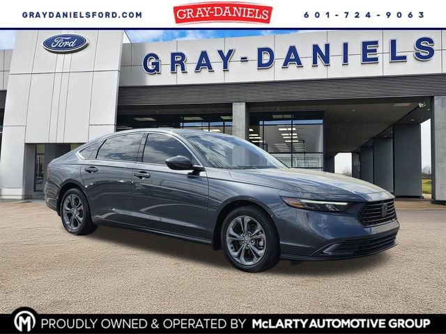 Used 2023 Honda Accord EX image 1