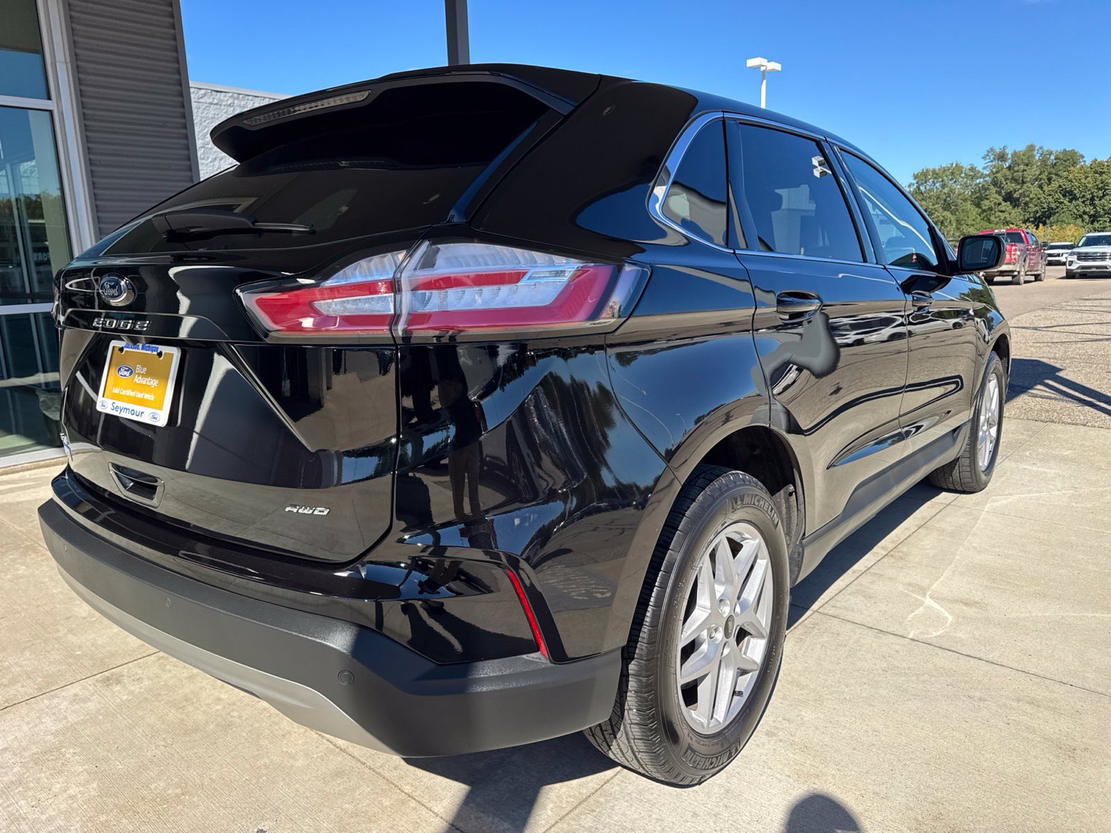 Certified 2024 Ford Edge SEL w/ Convenience Package AWD/4WD image 8