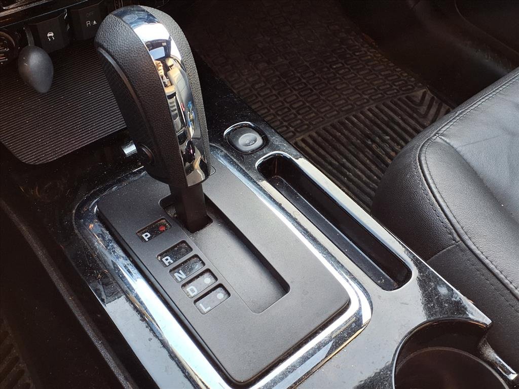 Used 2009 Ford Escape Limited image 17