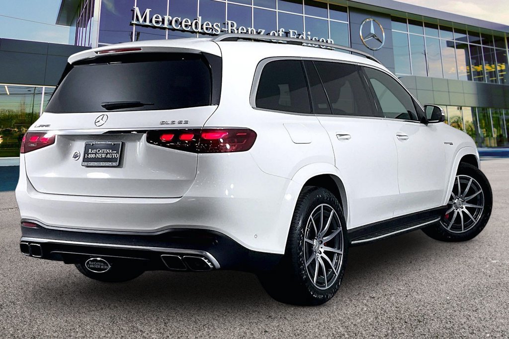 Certified 2025 Mercedes-Benz GLS 63 AMG 4MATIC image 10