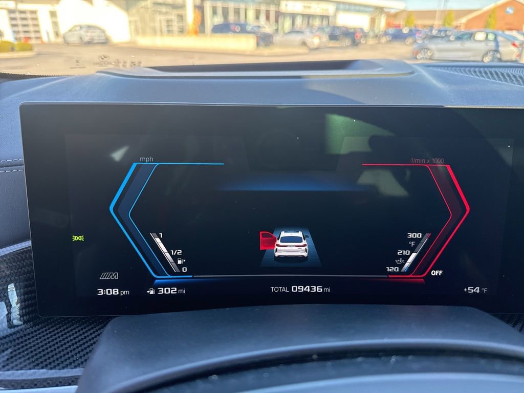 Used 2025 BMW X6 M Competition w/ Executive Package image 14