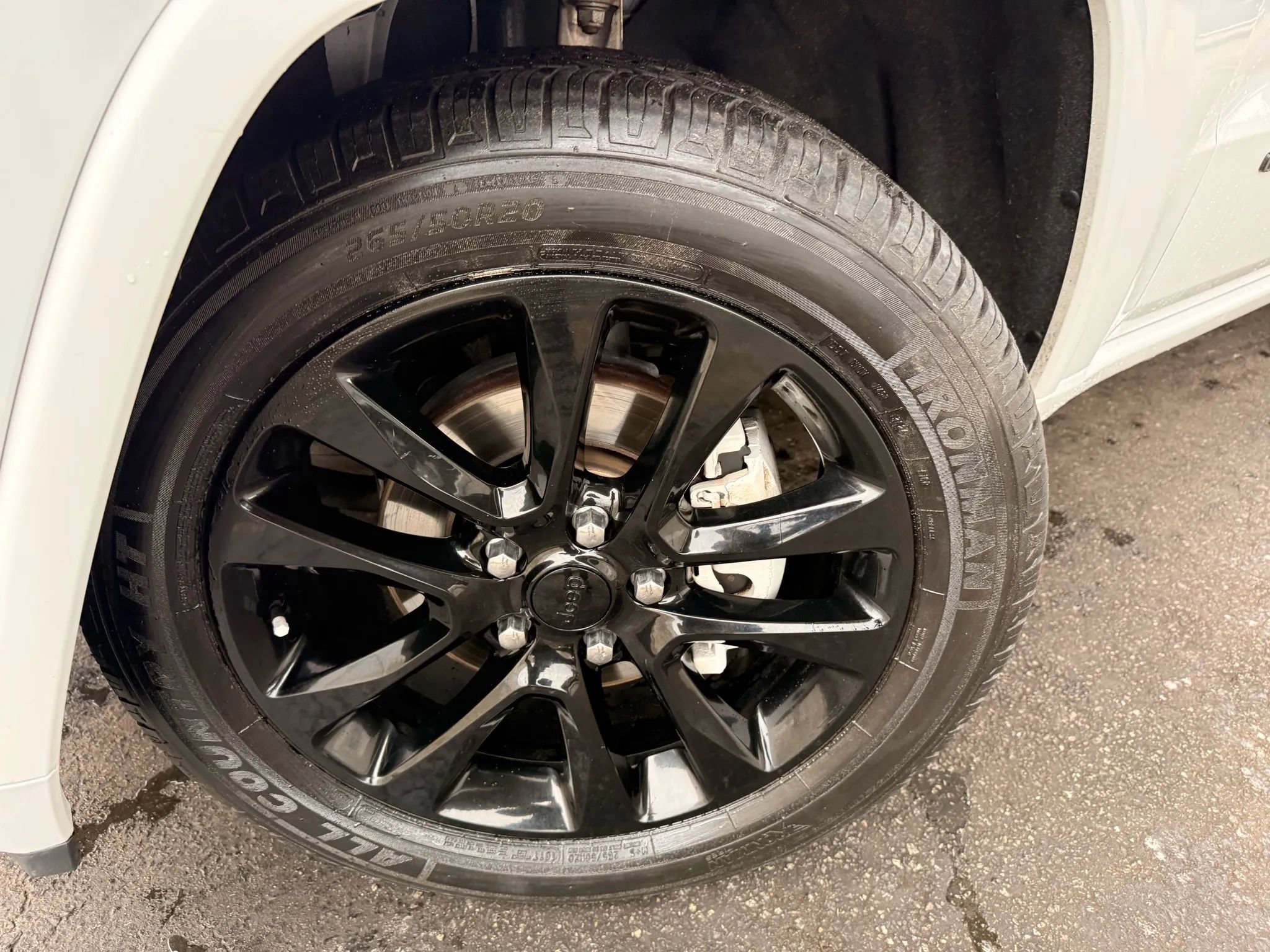 Used 2020 Jeep Grand Cherokee Altitude AWD/4WD image 86