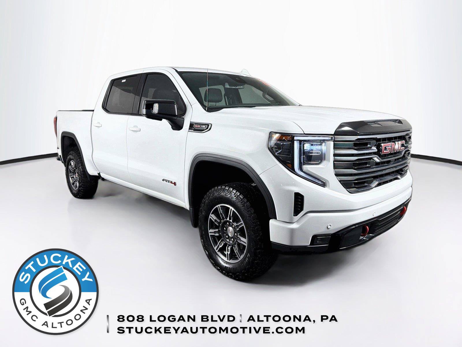 Used 2025 GMC Sierra 1500 AT4