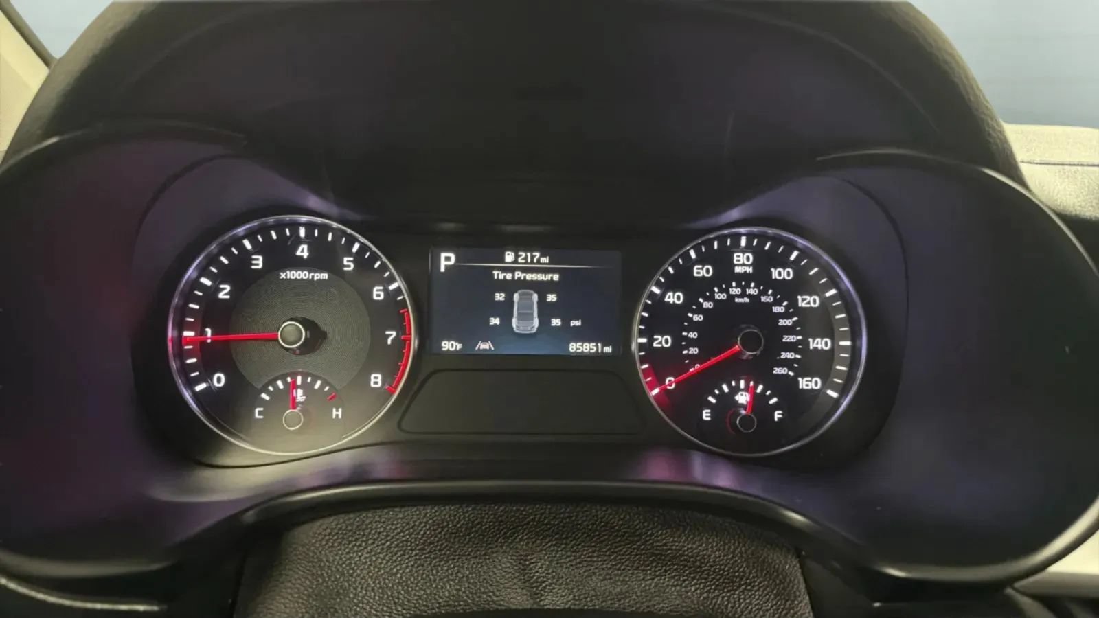 Used 2024 Kia Forte LXS w/ LXS Technology Package FWD image 11