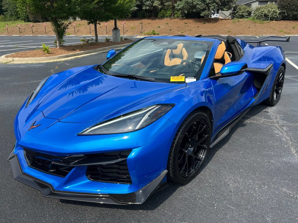 Used 2024 Chevrolet Corvette Z06 w/ Z07 Performance Package RWD image 28
