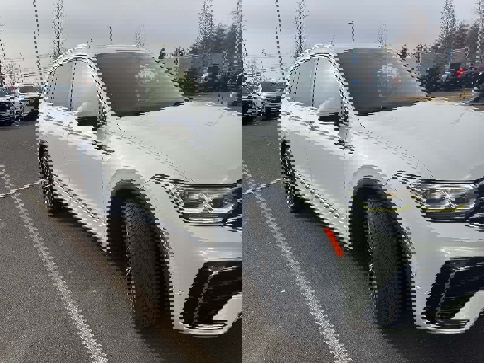 Used 2022 Volkswagen Tiguan SEL R-Line image 7