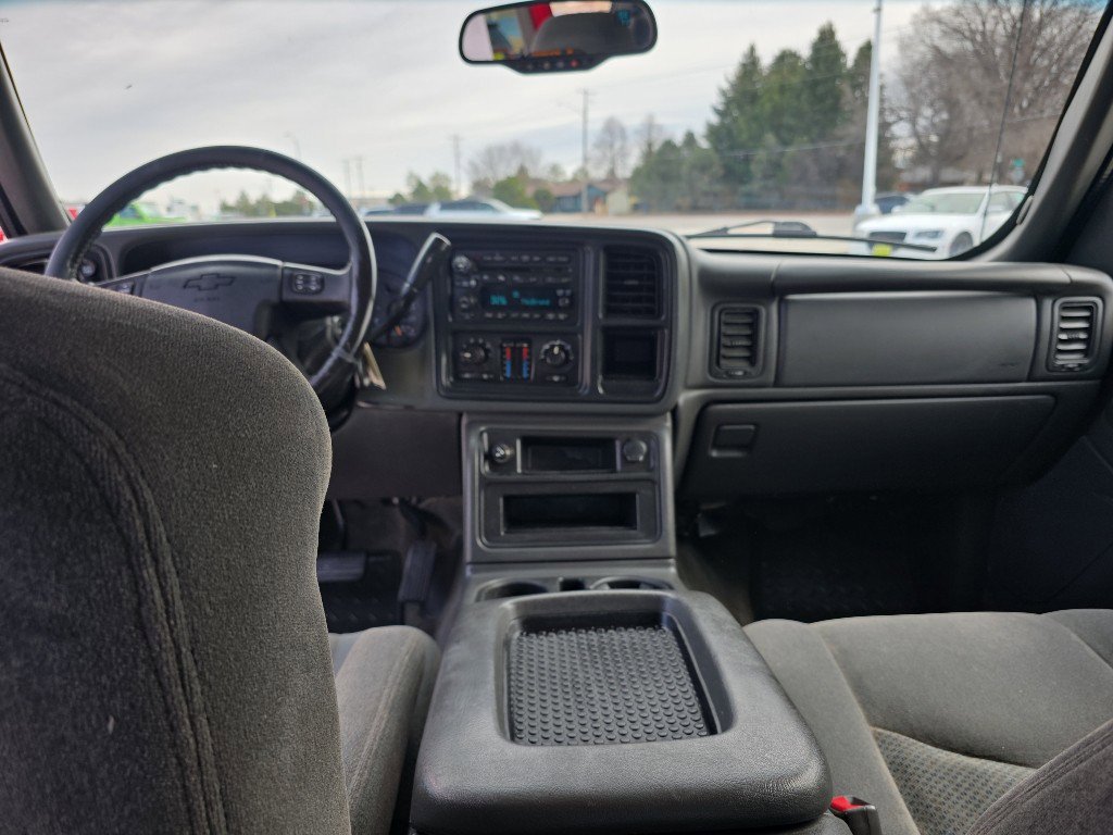 Used 2005 Chevrolet Silverado 1500 w/ Safe And Sound Package image 10
