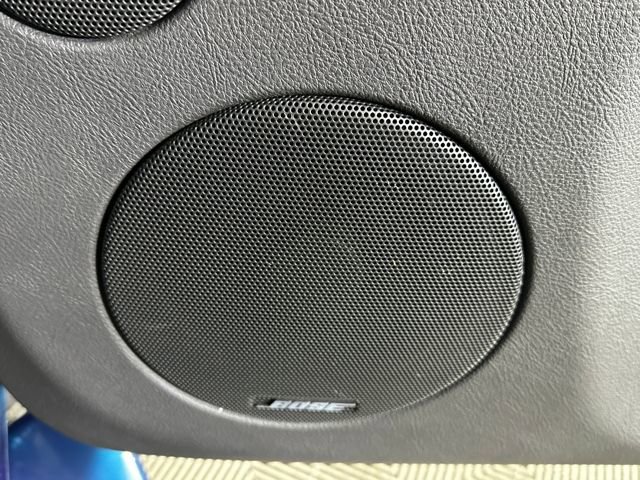 Used 2005 Chevrolet SSR w/ Preferred Equipment Group image 33