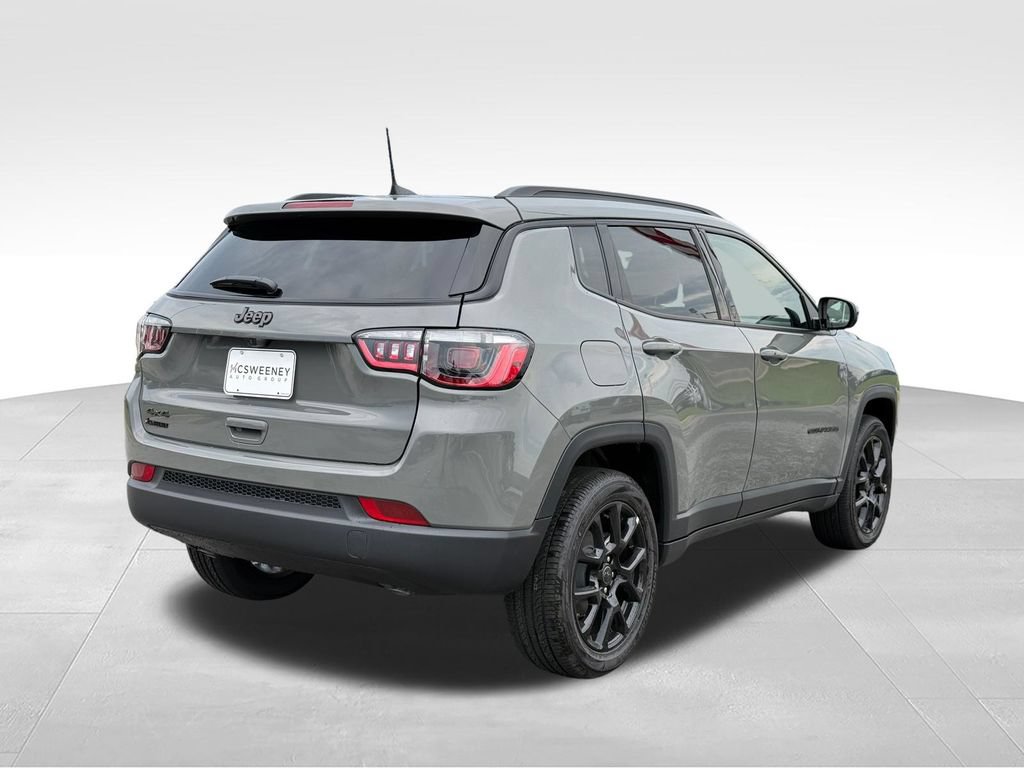 New 2026 Jeep Compass Latitude AWD/4WD image 28