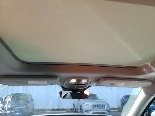 Used 2024 Volvo XC90 B5 Core w/ Protection Package Premier image 5