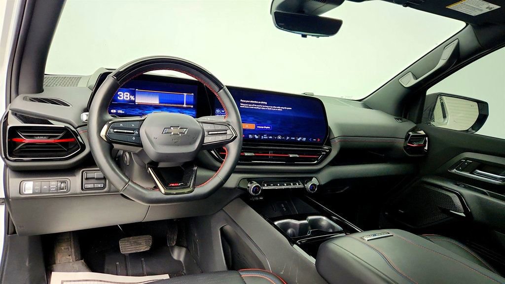 Used 2024 Chevrolet Silverado EV RST AWD/4WD image 13