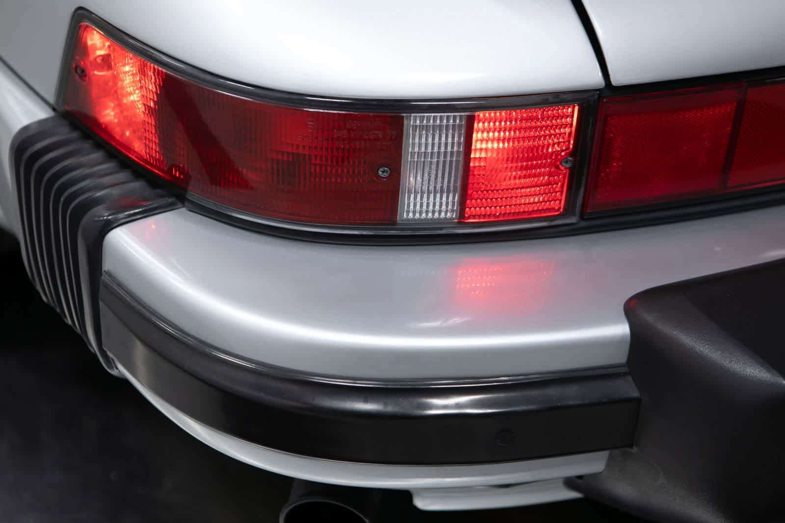 Used 1989 Porsche 911 Carrera image 17