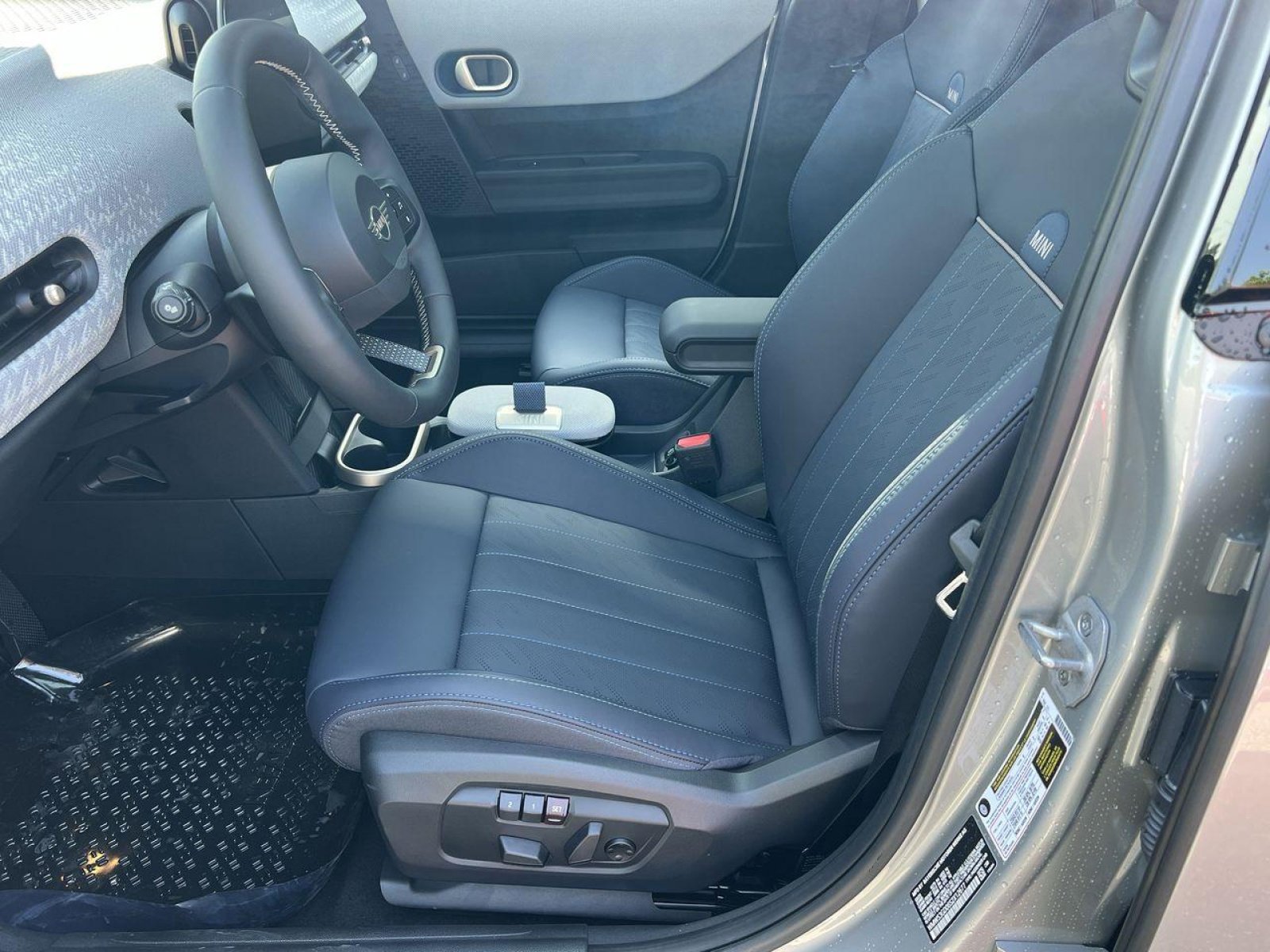 New 2025 MINI Cooper S image 10