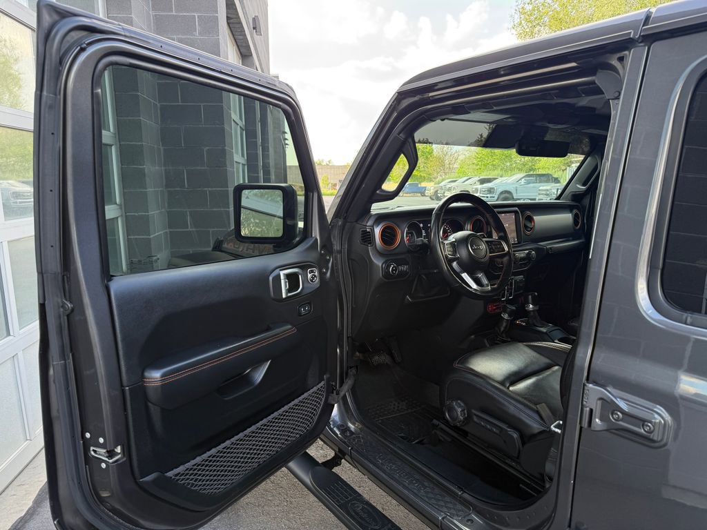 Used 2020 Jeep Gladiator Mojave w/ Dual Top Group AWD/4WD image 35
