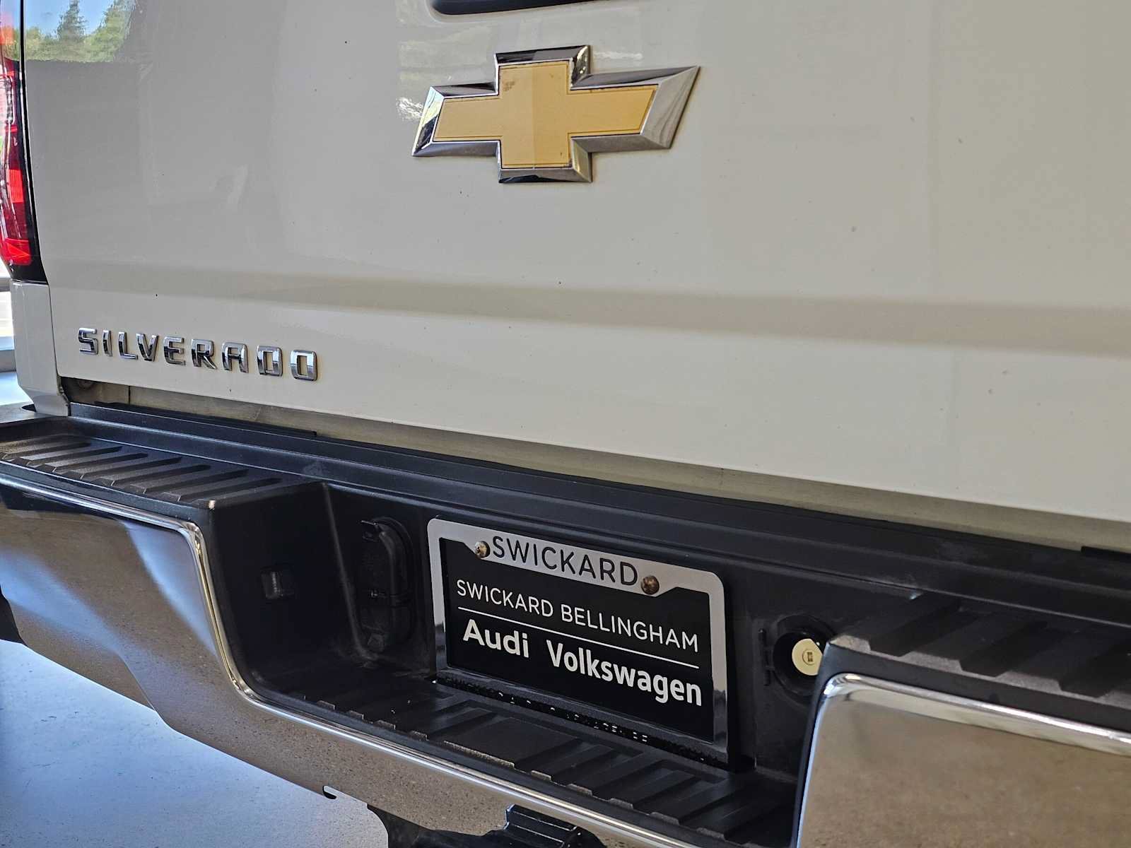 Used 2015 Chevrolet Silverado 3500 LTZ AWD/4WD image 14