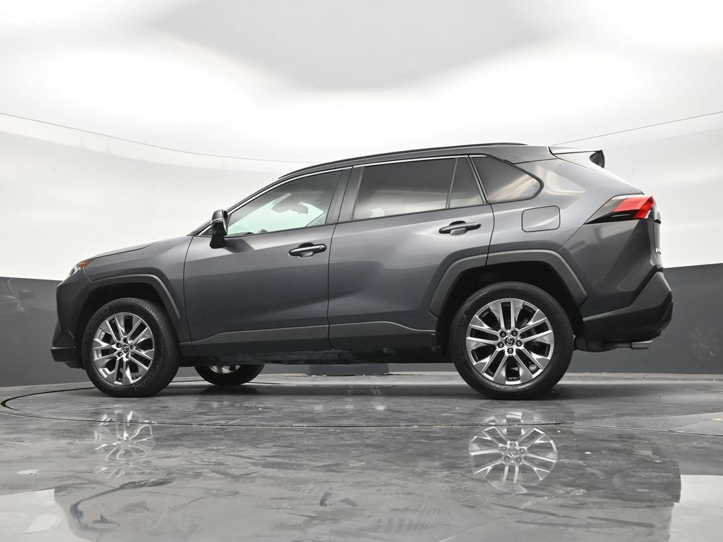 Used 2021 Toyota RAV4 XLE Premium FWD image 21