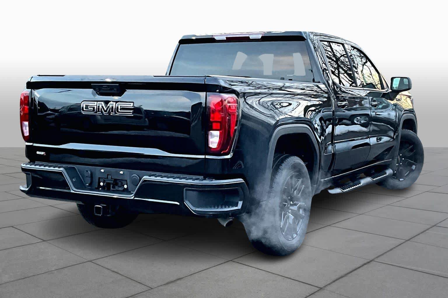 Used 2023 GMC Sierra 1500 Elevation image 13