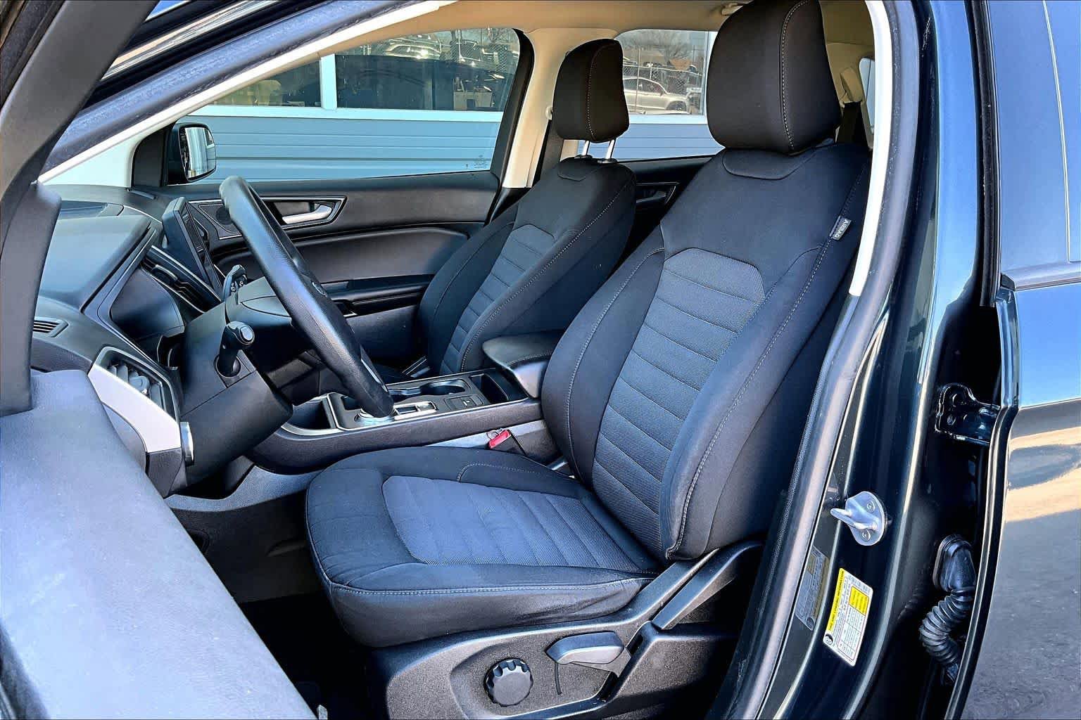 Certified 2023 Ford Edge SE image 8