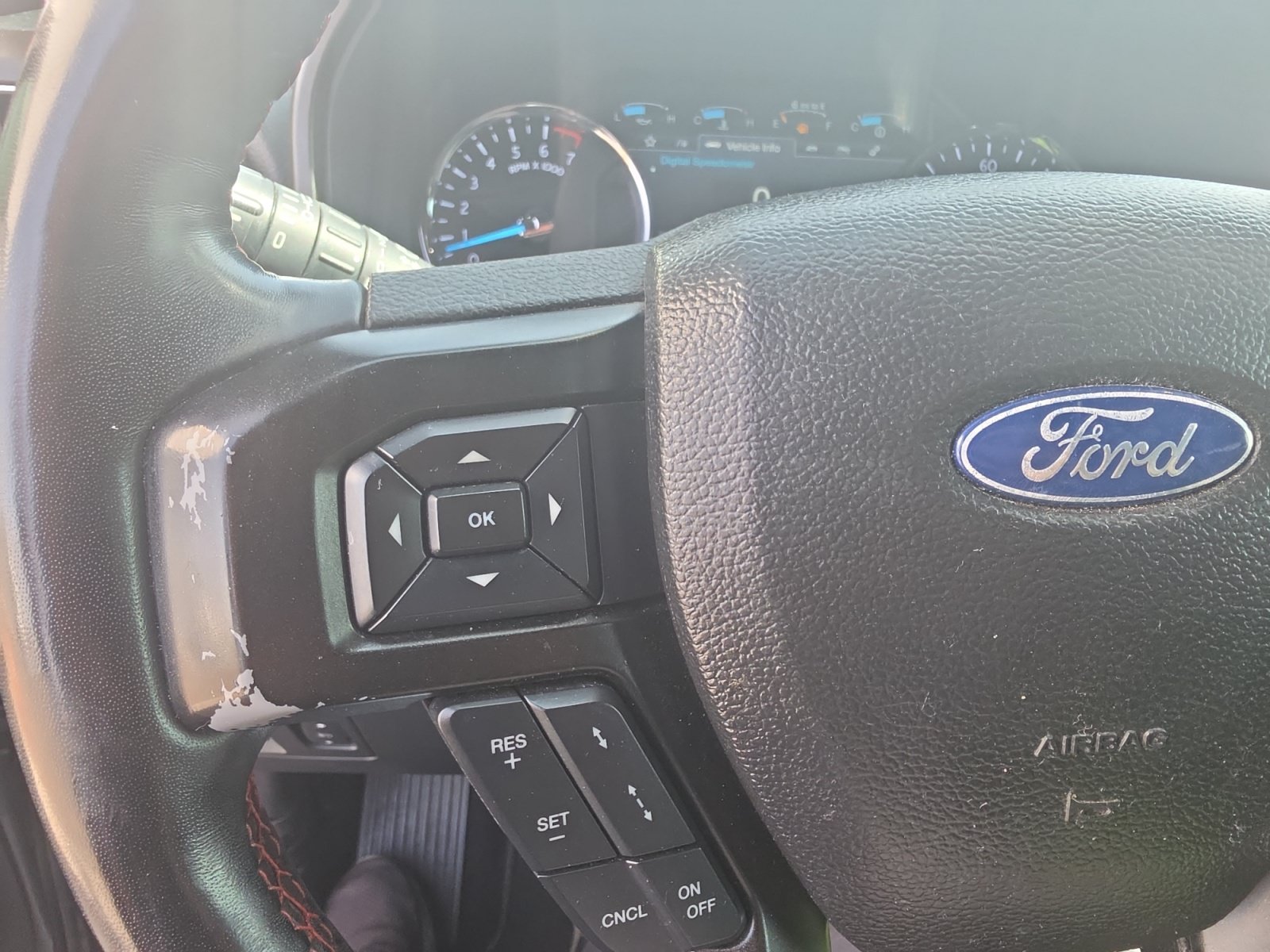Used 2019 Ford Expedition Limited w/ Equipment Group 303A RWD image 21