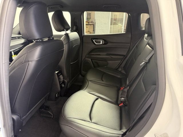New 2026 Jeep Compass Limited AWD/4WD image 25