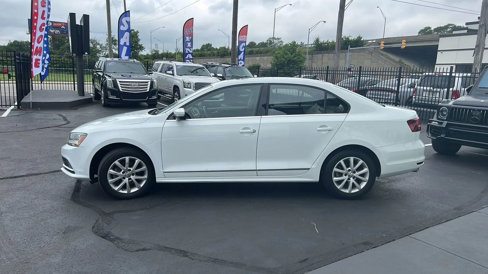 Used 2017 Volkswagen Jetta SEL image 7