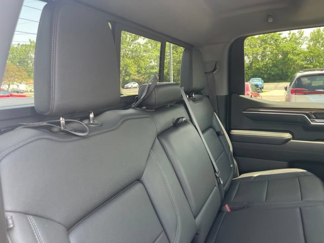 Used 2022 Chevrolet Silverado 1500 RST AWD/4WD image 36