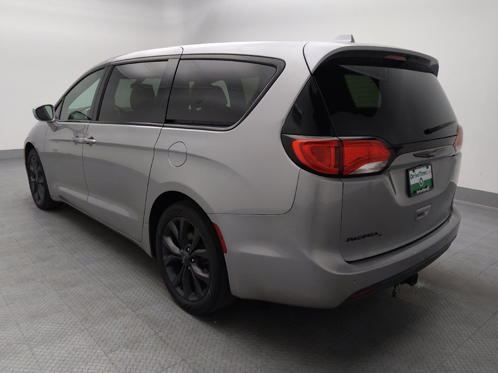 Used 2018 Chrysler Pacifica Touring Plus w/ S Appearance Package FWD image 5