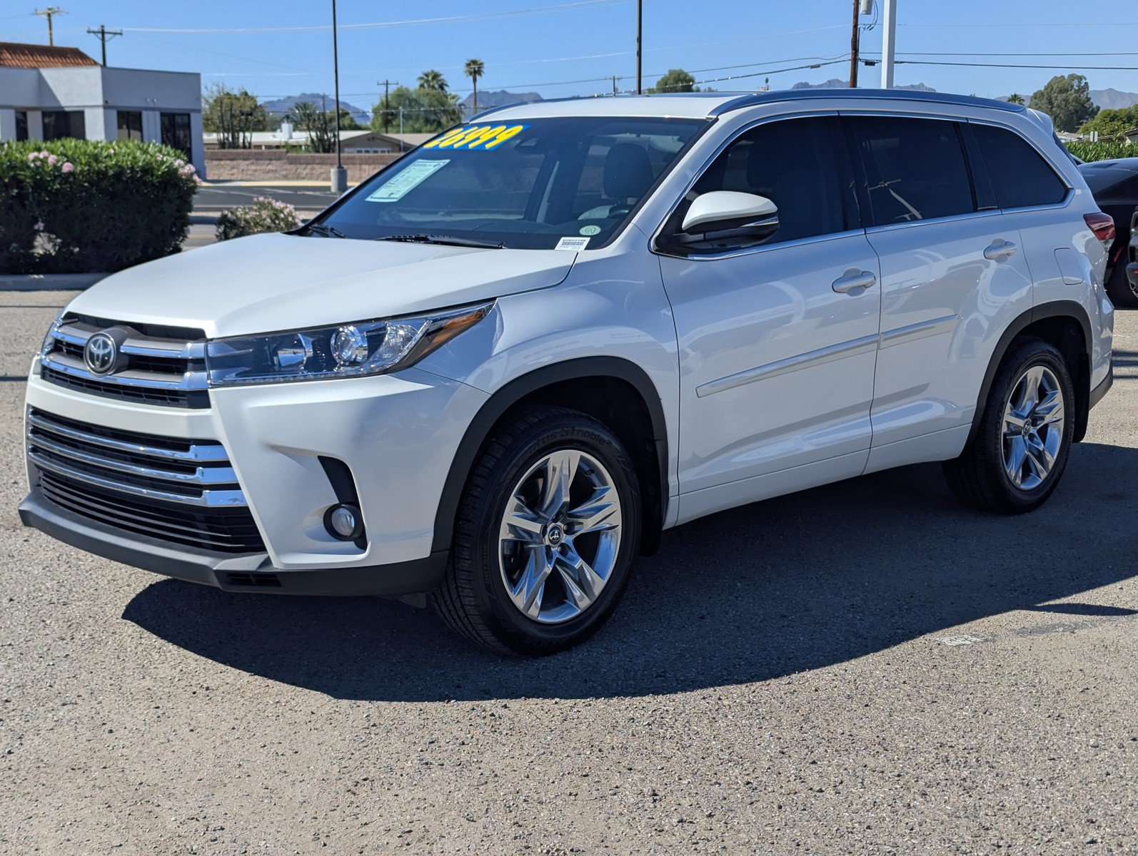 Used 2018 Toyota Highlander Limited AWD/4WD image 5