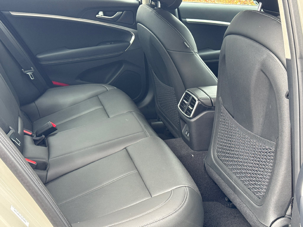 New 2026 Genesis G70 2.5T RWD image 15