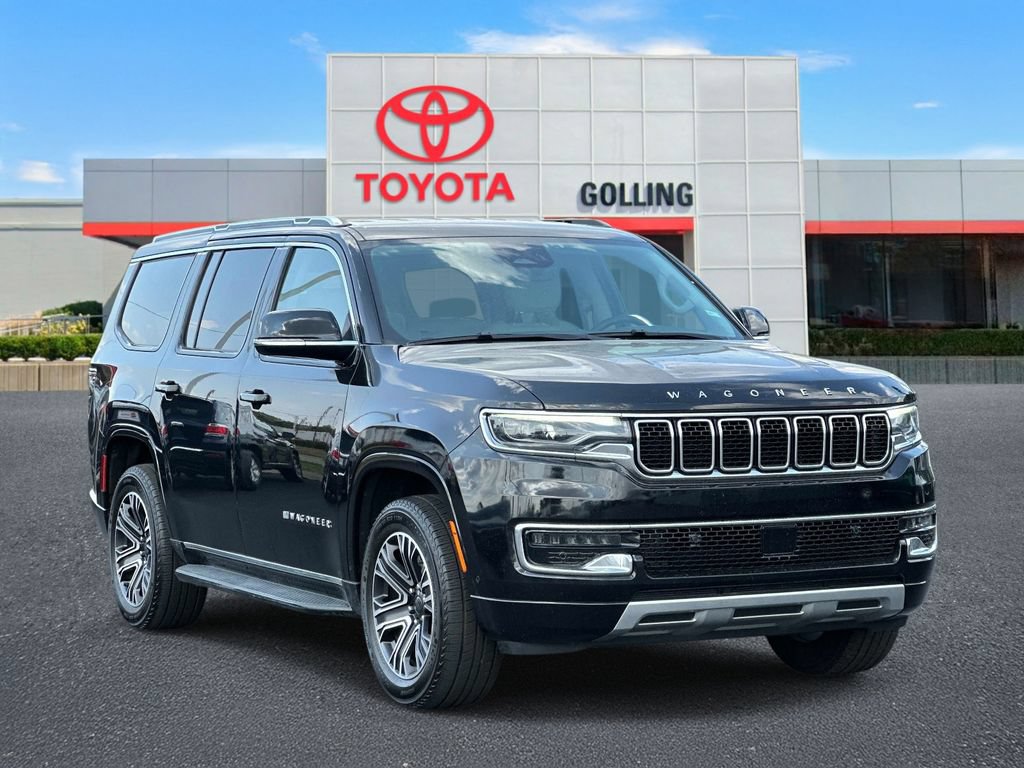 Used 2024 Jeep Wagoneer Series II w/ Flexible Seating Group RWD image 7