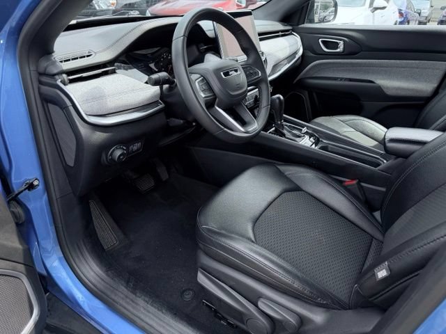 Used 2024 Jeep Compass Latitude AWD/4WD image 18