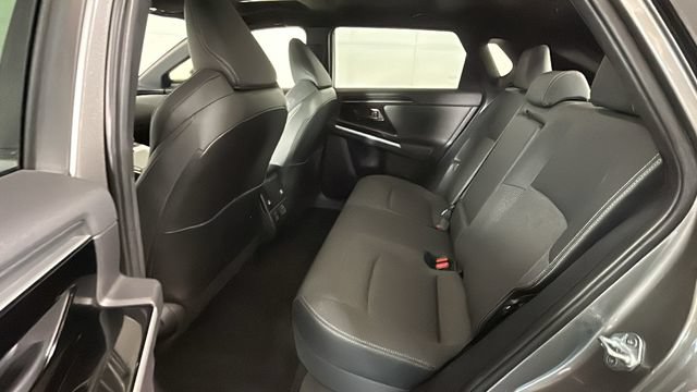 Used 2023 Toyota bZ4X AWD image 26