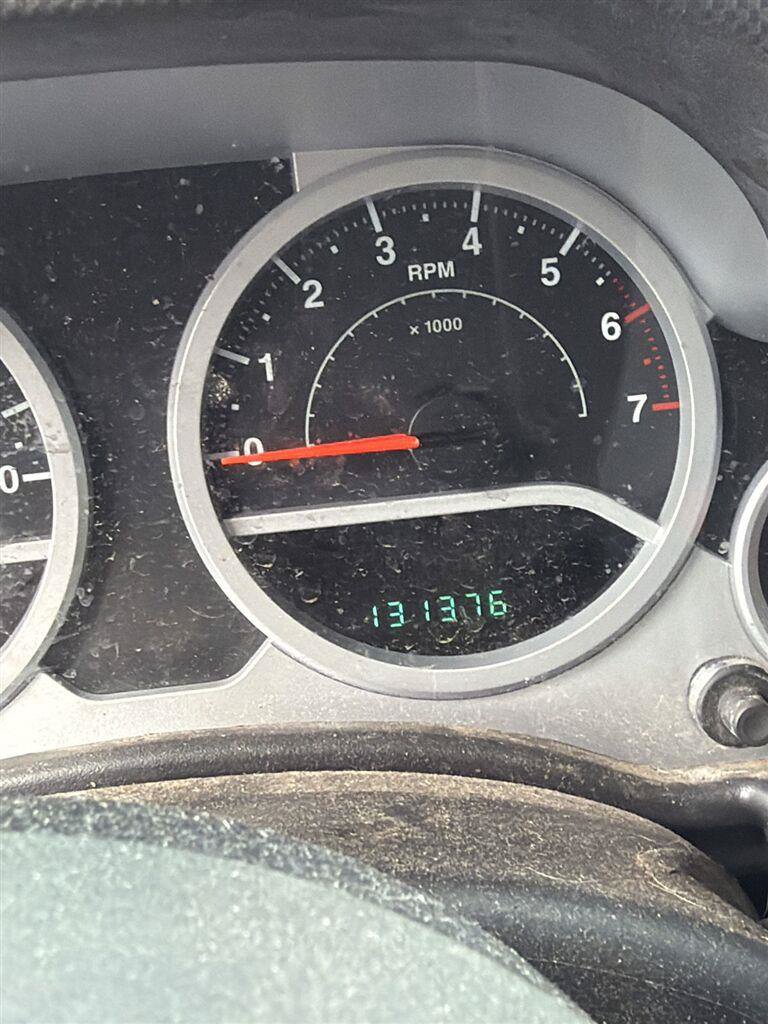 Used 2007 Jeep Wrangler Unlimited Sahara AWD/4WD image 13
