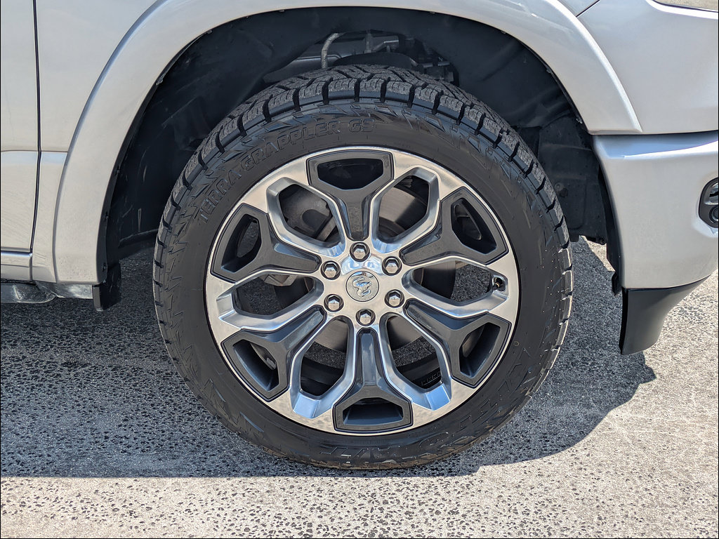 Used 2021 RAM 1500 Limited AWD/4WD image 14