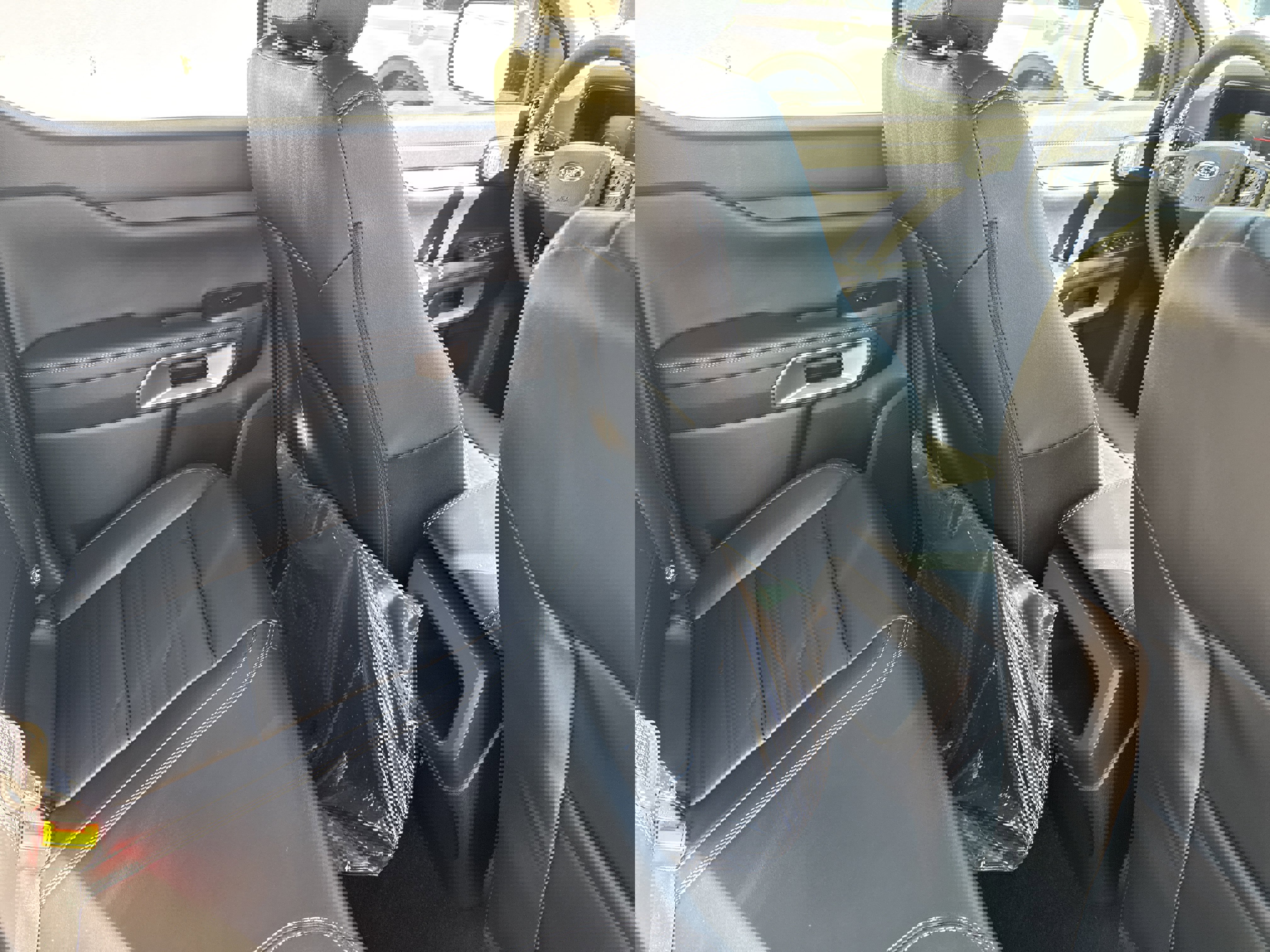 New 2025 Ford Ranger Lariat w/ FX4 Off-Road Package image 11