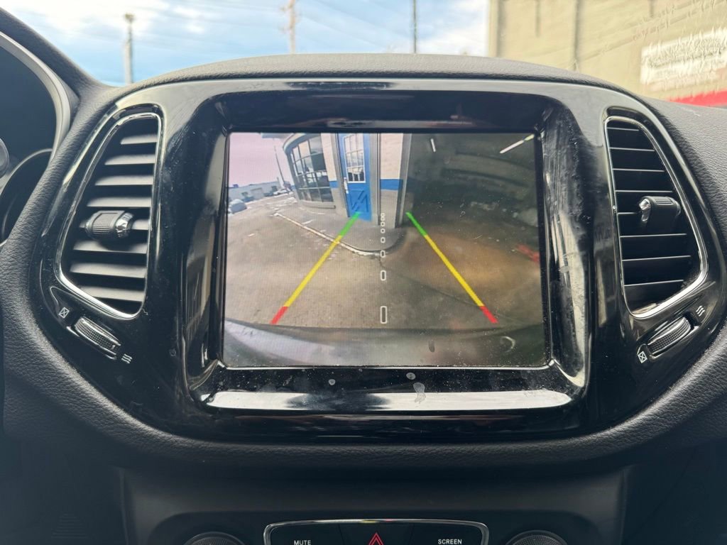 Used 2019 Jeep Compass Limited w/ Safety & Security Group image 6