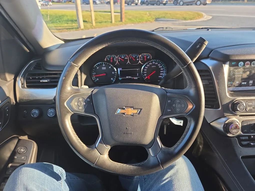 Used 2017 Chevrolet Suburban LS w/ Enhanced Driver Alert Package image 12