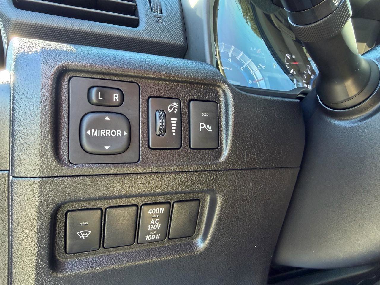 Used 2015 Toyota 4Runner Limited image 42