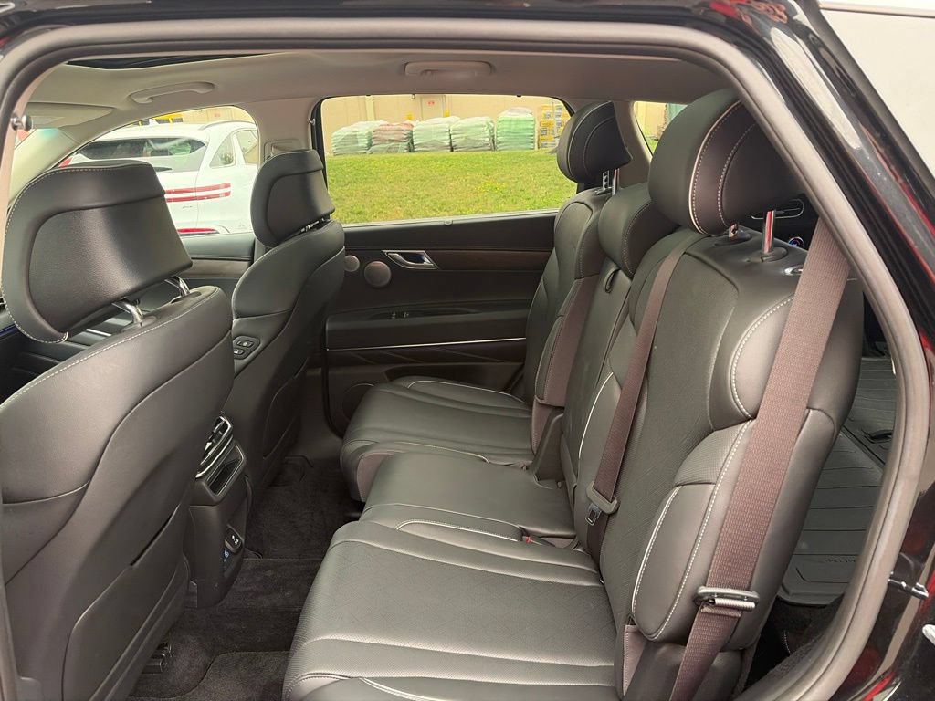 Certified 2026 Genesis GV80 2.5T Advanced AWD/4WD image 19