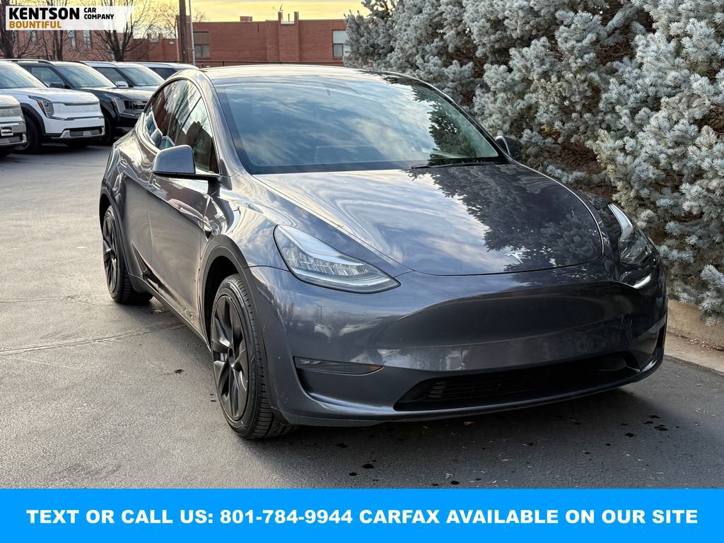 Used 2020 Tesla Model Y Long Range image 12