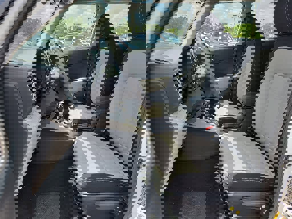 New 2025 Hyundai Venue SEL image 16