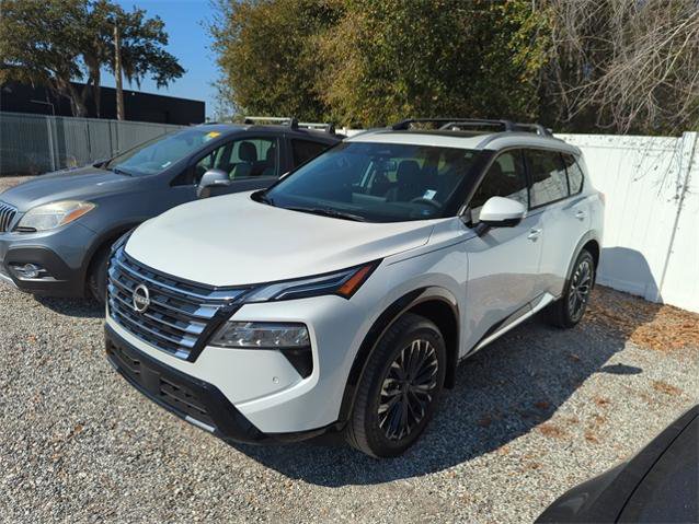 Certified 2025 Nissan Rogue Platinum image 2