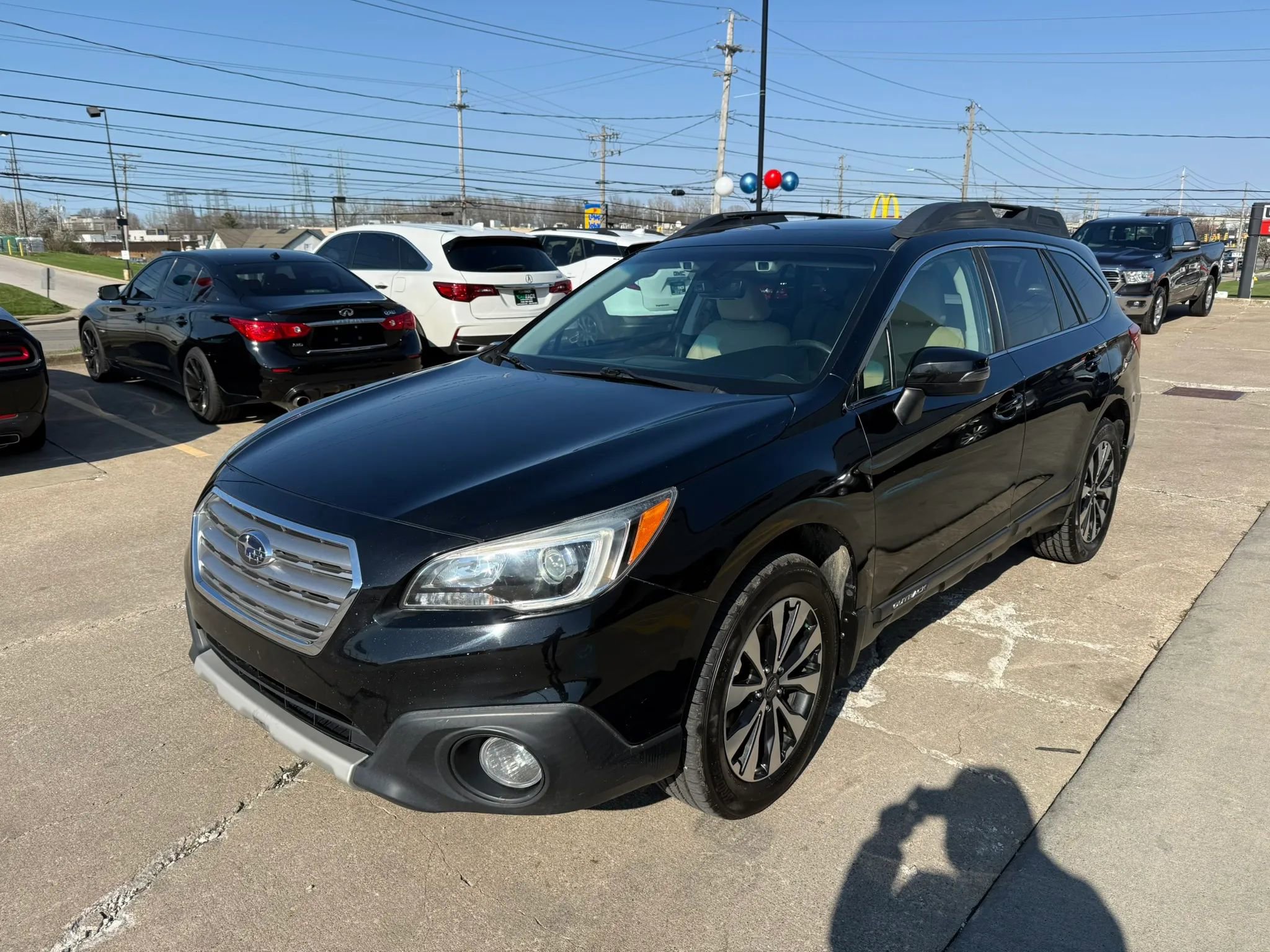 Used 2017 Subaru Outback 2.5i Limited AWD/4WD image 5