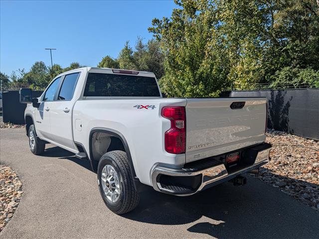 Used 2024 Chevrolet Silverado 2500 LT w/ Convenience Package AWD/4WD image 3