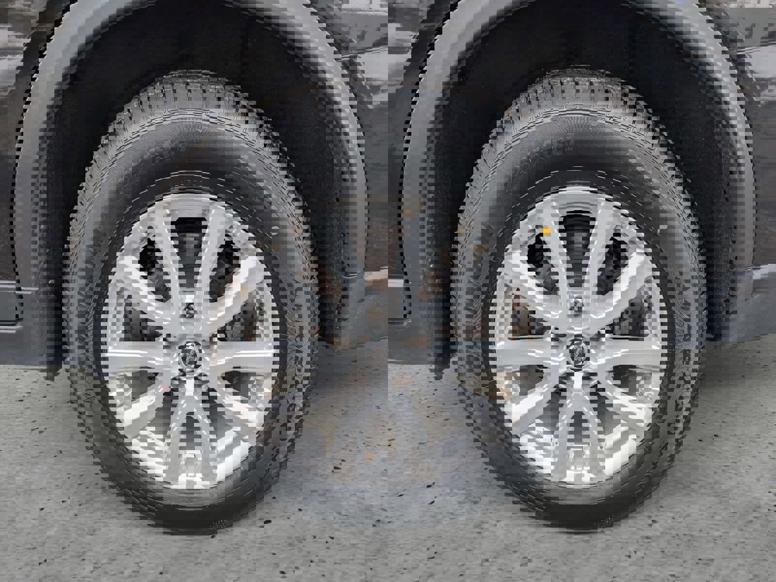 Used 2019 Nissan Rogue SV image 7