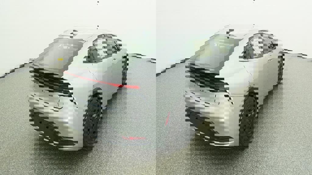 New 2026 Toyota Prius LE image 8