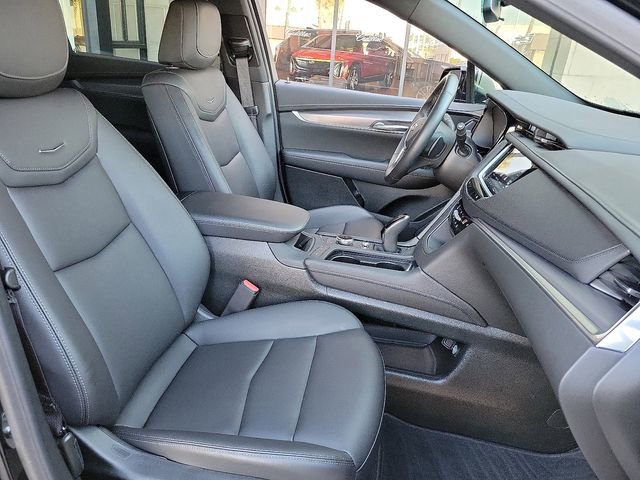 Used 2025 Cadillac XT5 Luxury image 25