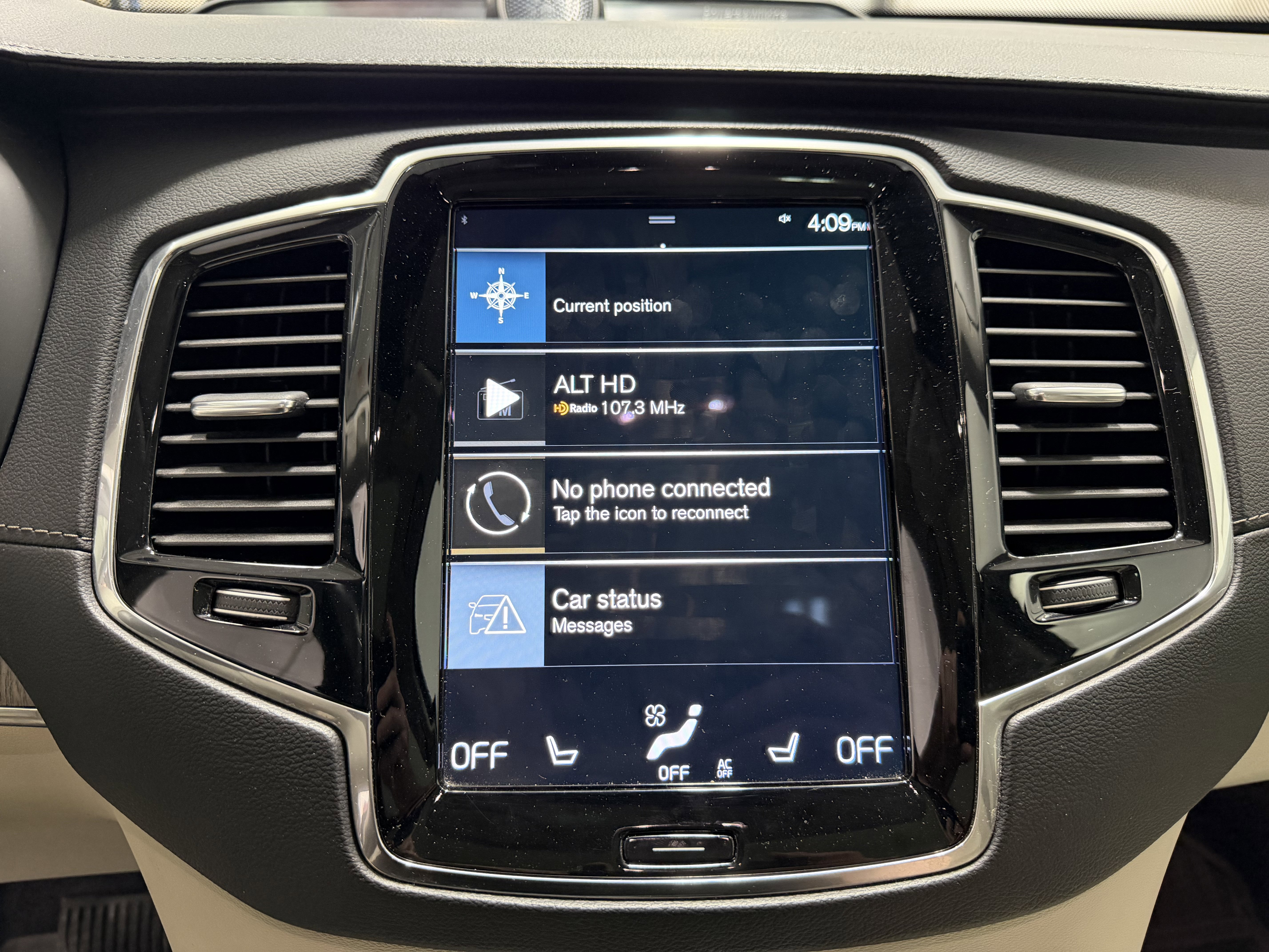 Used 2023 Volvo XC60 B5 Ultimate w/ Climate Package AWD/4WD image 16
